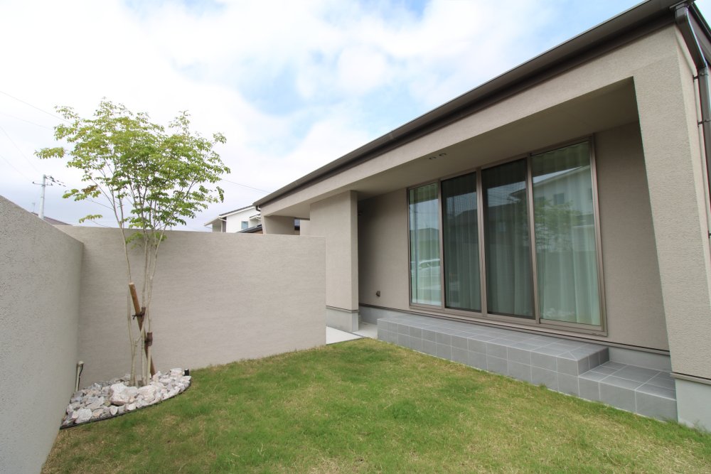 洗練された美と居心地の良さを両立した平屋