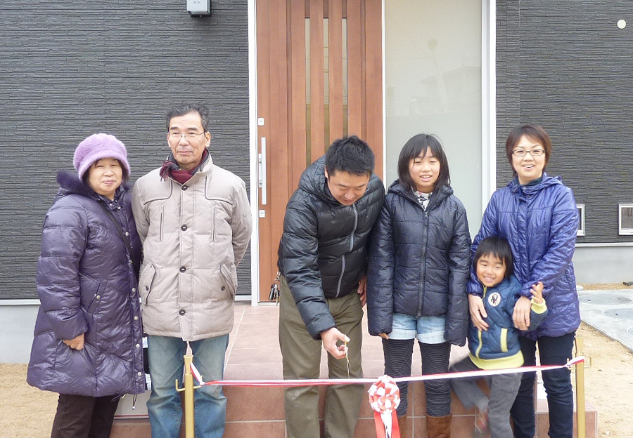 親戚のようにワイワイと家づくりができて、栗・家で建てて本当に良かったと思います！